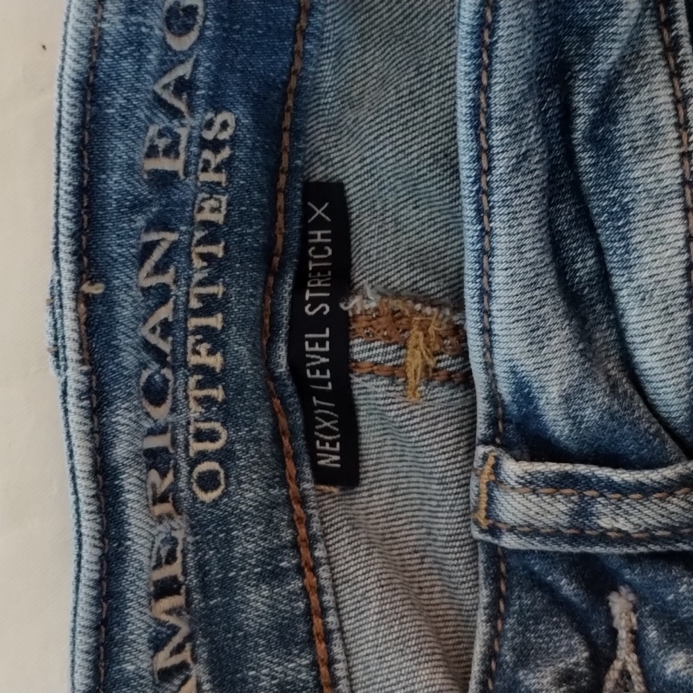 American eagle size 4 next level stretch jean shorts - Picture 3 of 5